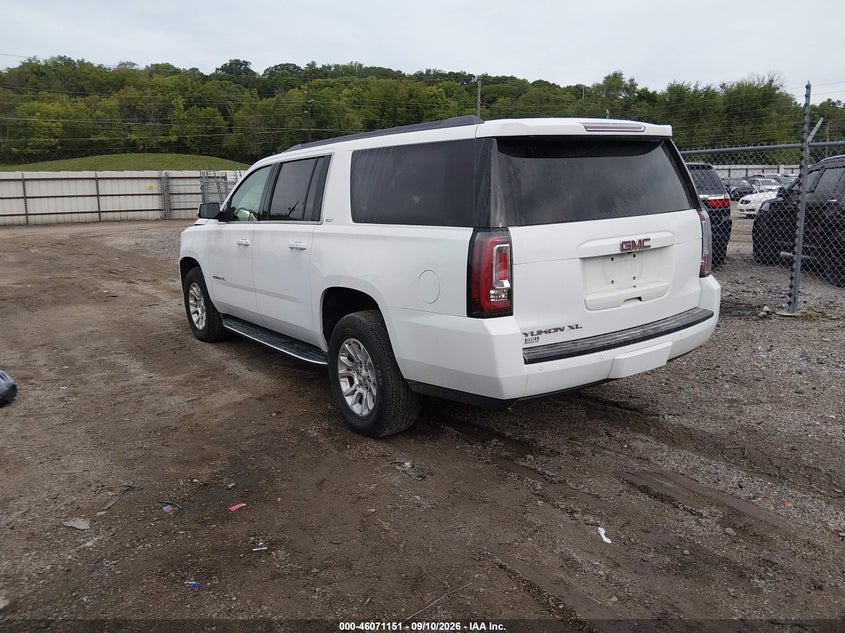 GMC YUKON XL - zdjęcie 3