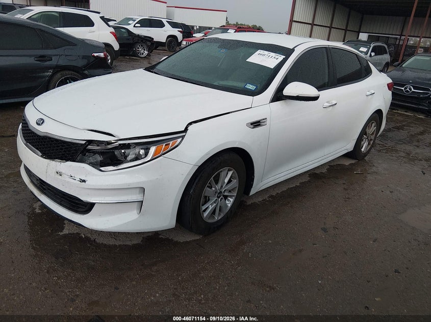 2018 Kia Optima, Front End, IAAI, VIN 5XXGT4L31JG222548 — photo 2