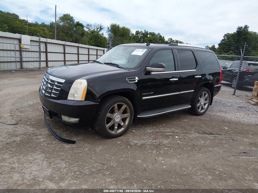 2010 CADILLAC ESCALADE auction photo 2