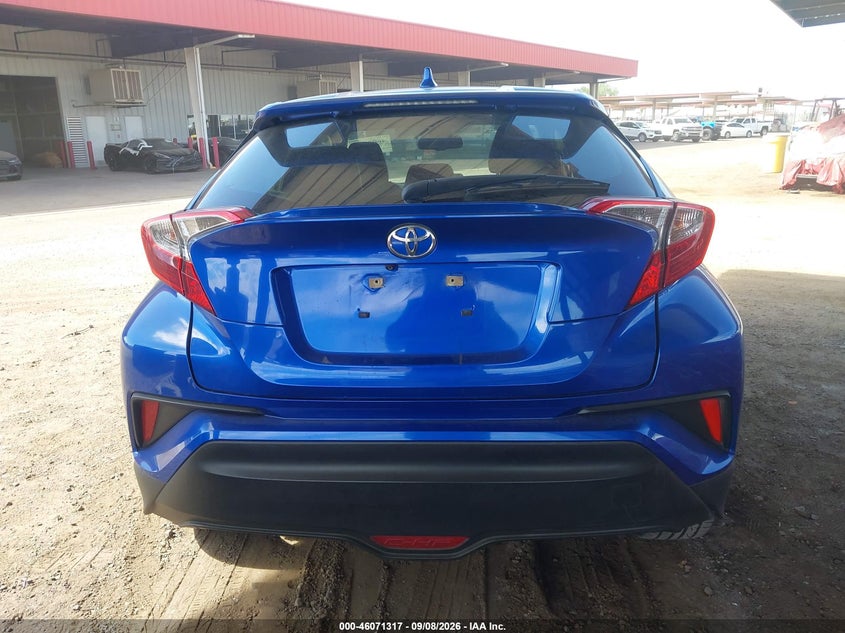 TOYOTA C-HR - zdjęcie 16