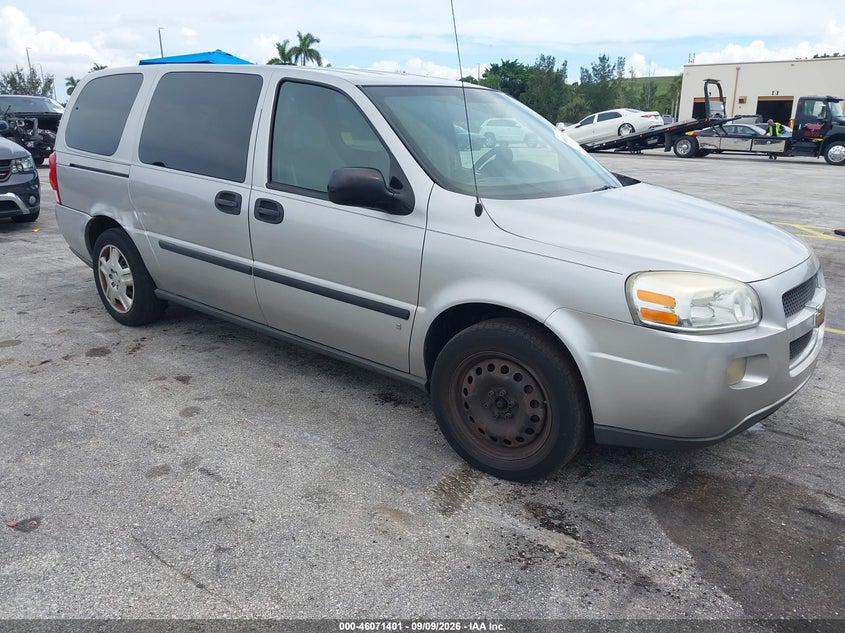 2008 CHEVROLET UPLANDER auction photo 1