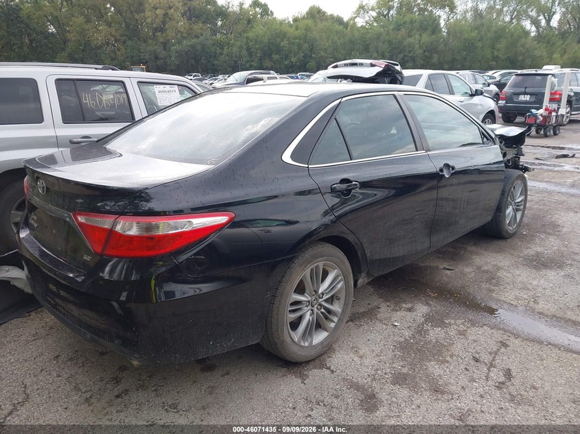 TOYOTA CAMRY - zdjęcie 4