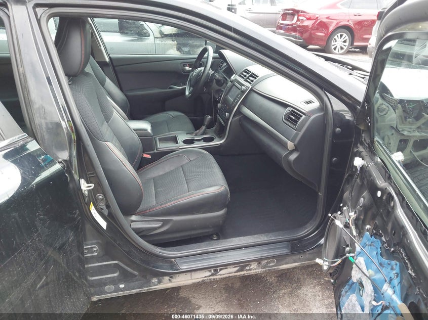 TOYOTA CAMRY - zdjęcie 5