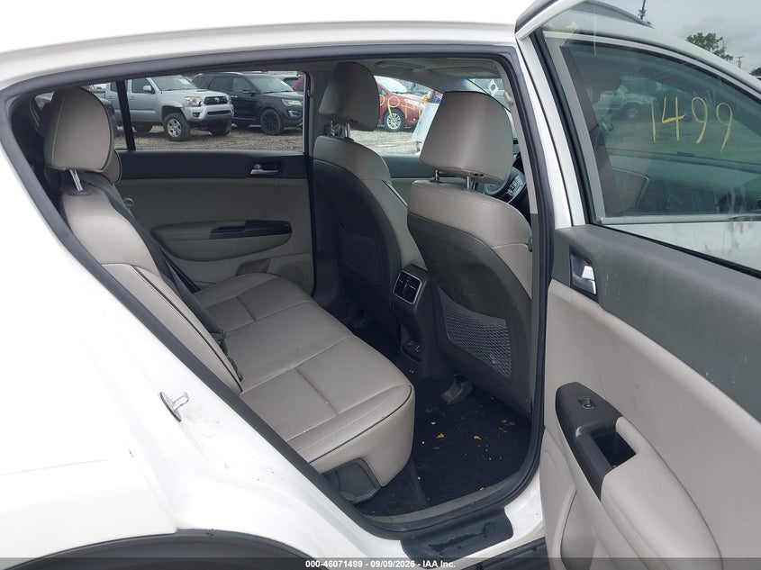 2017 KIA SPORTAGE auction photo 8