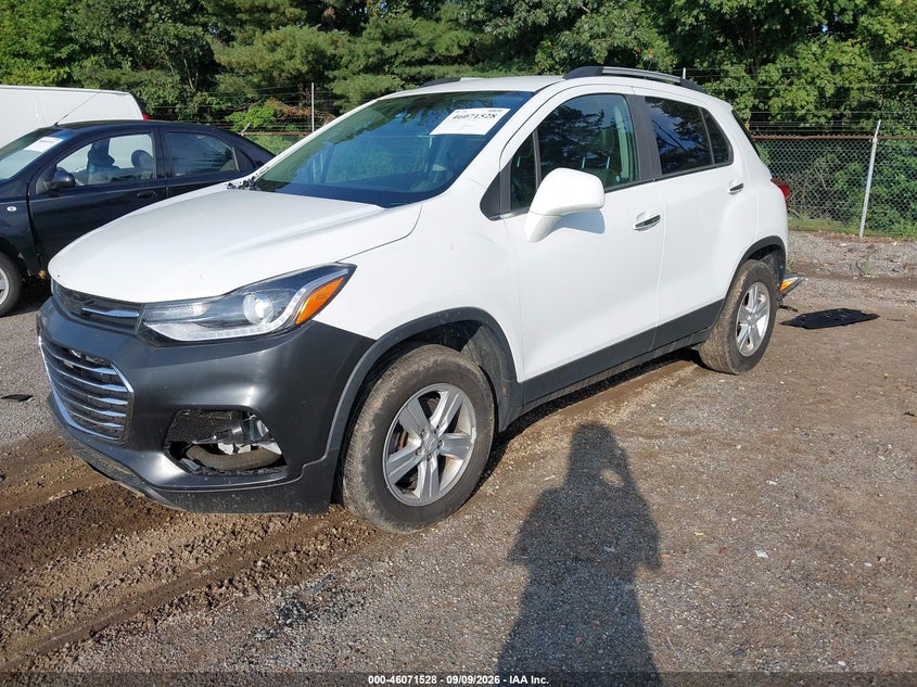 2018 CHEVROLET TRAX auction photo 2