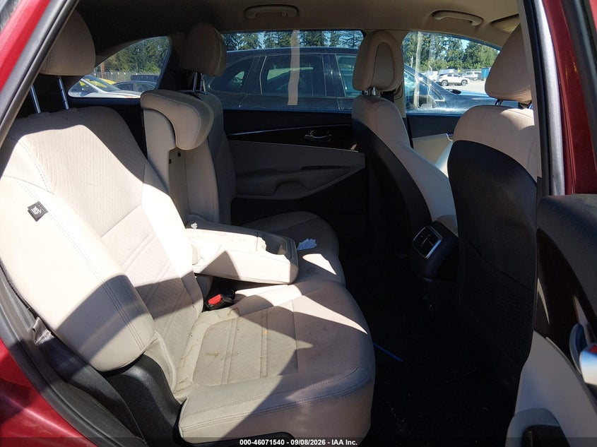 2017 KIA SORENTO auction photo 8