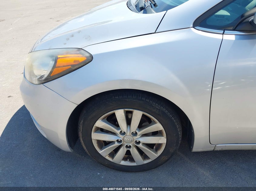 2015 KIA FORTE auction photo 6