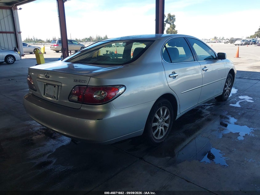 2003 LEXUS ES auction photo 4
