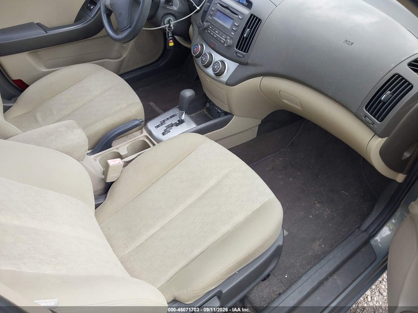 2010 HYUNDAI ELANTRA auction photo 5