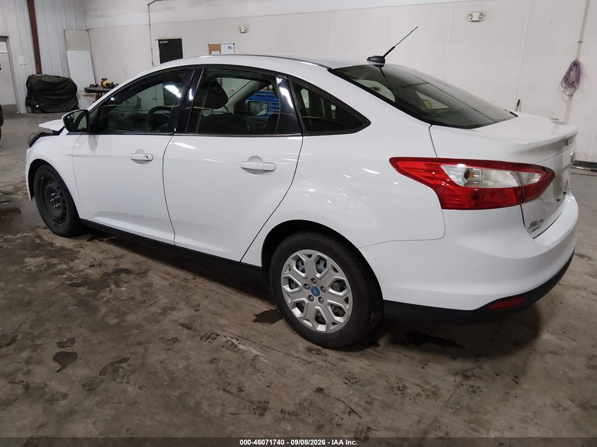 Vin: 1fahp3f23cl211937, lot: 46571275, ford focus se 20123