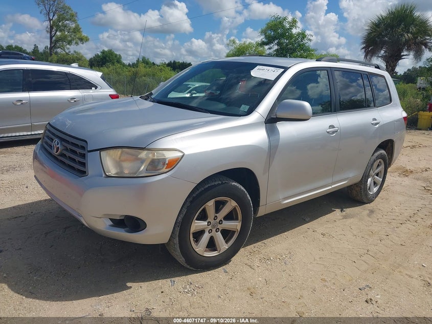 2010 TOYOTA HIGHLANDER auction photo 2