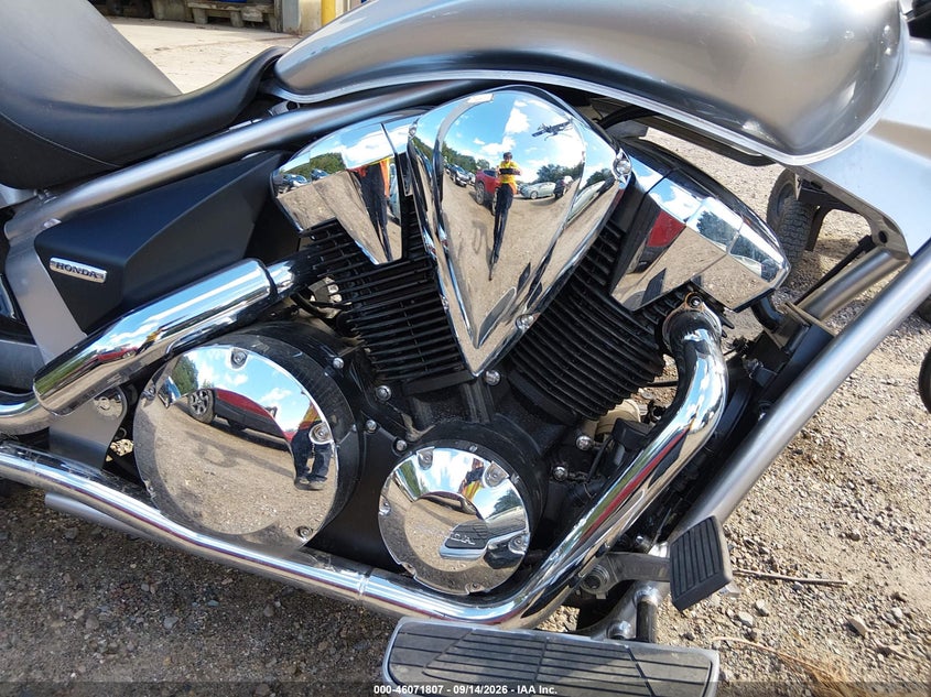 HONDA VT1300 2013