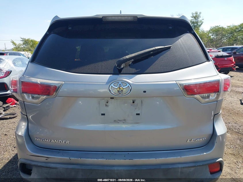 TOYOTA HIGHLANDER - zdjęcie 16