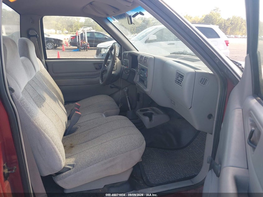 1996 CHEVROLET S TRUCK auction photo 5