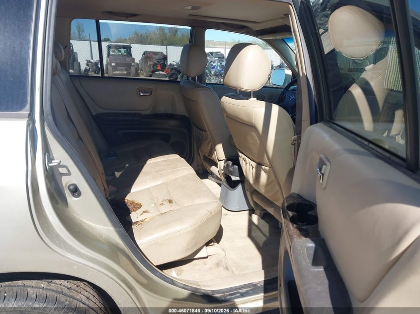 2001 TOYOTA HIGHLANDER auction photo 8