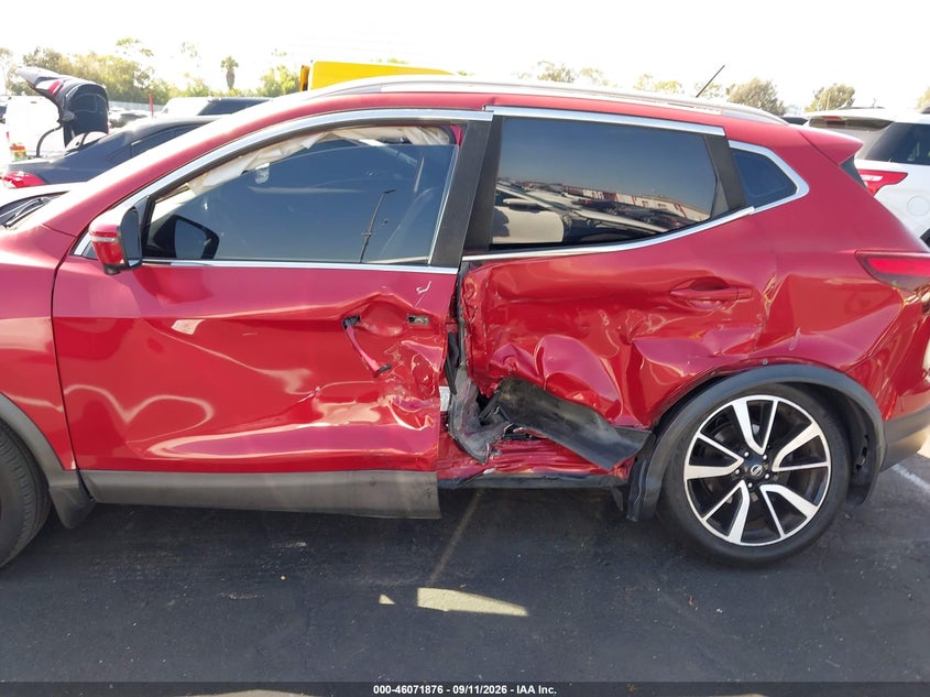 2017 NISSAN ROGUE SPORT auction photo 6