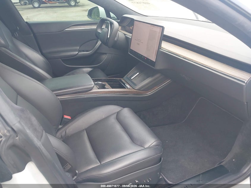 2021 TESLA MODEL S auction photo 5