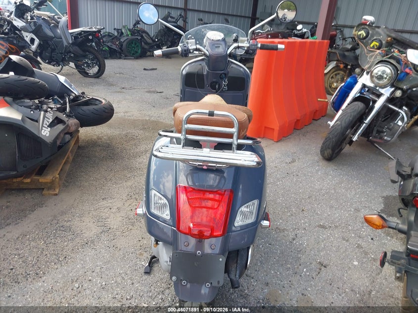 2007 VESPA GTS auction photo 6