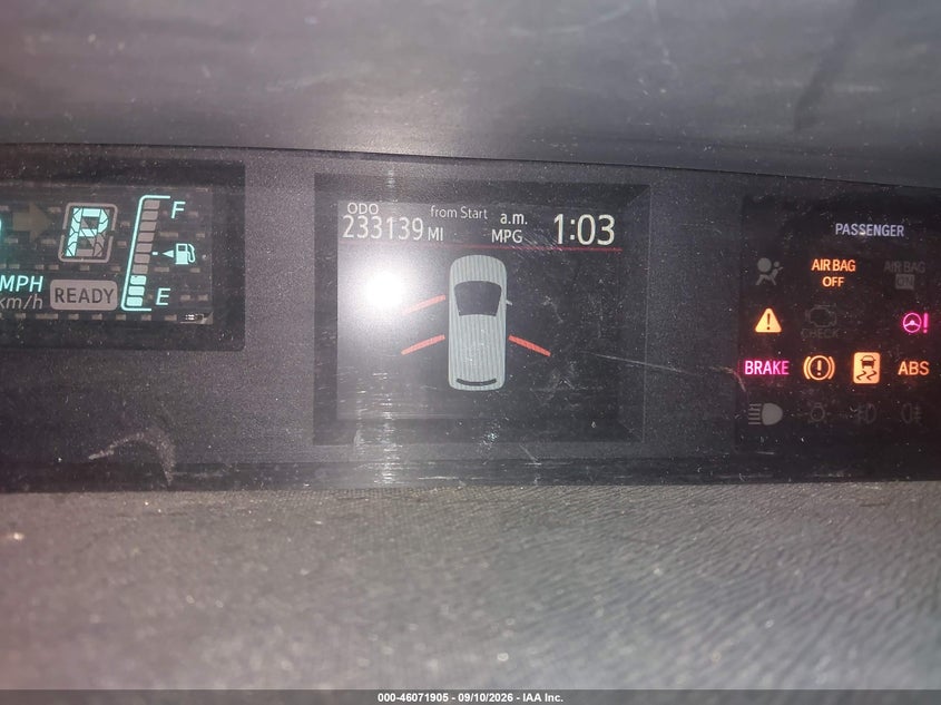 2012 TOYOTA PRIUS C auction photo 7