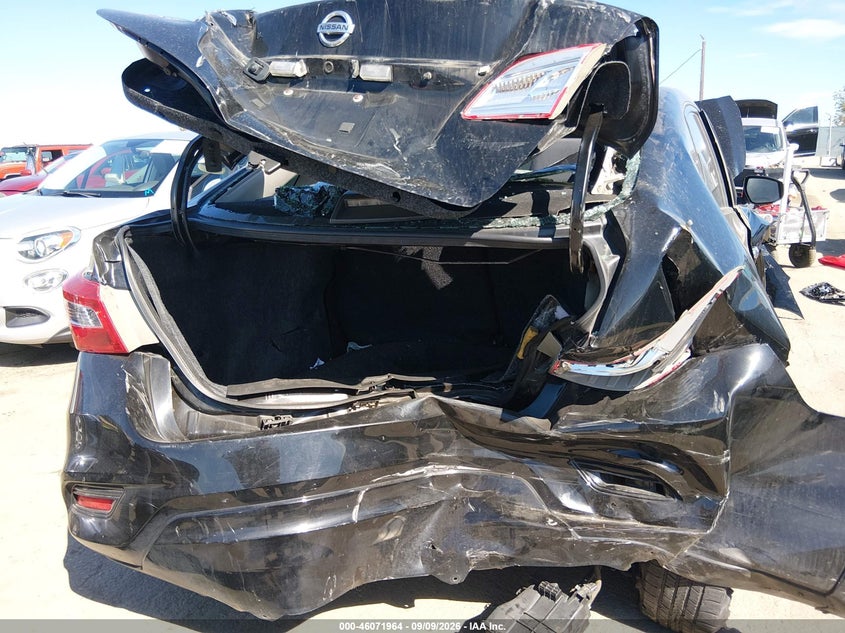 2019 NISSAN SENTRA S · Фото 6