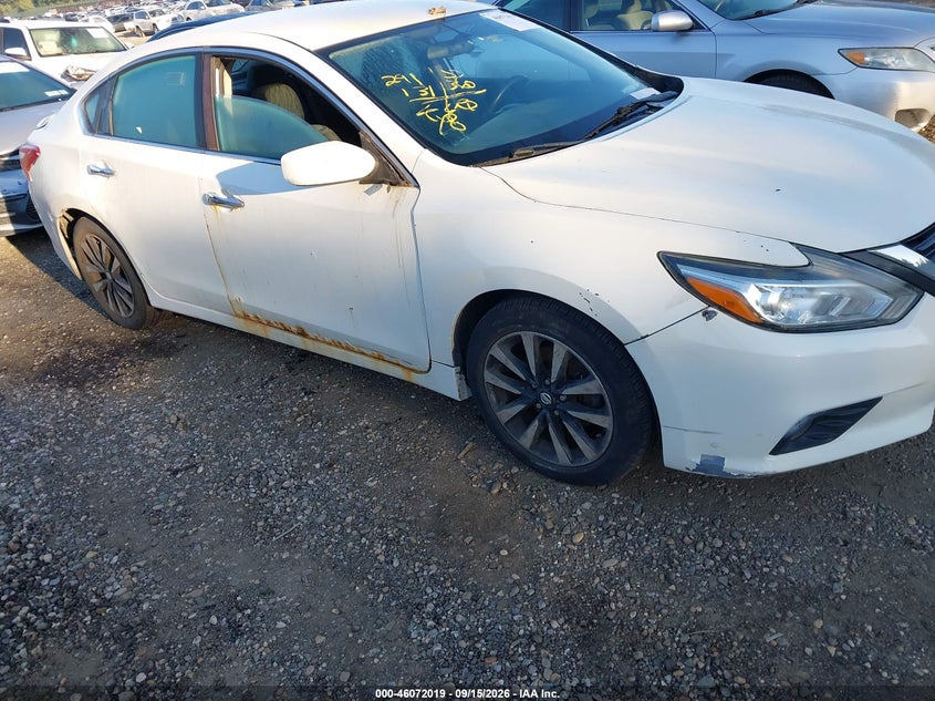 2018 NISSAN ALTIMA auction photo 6