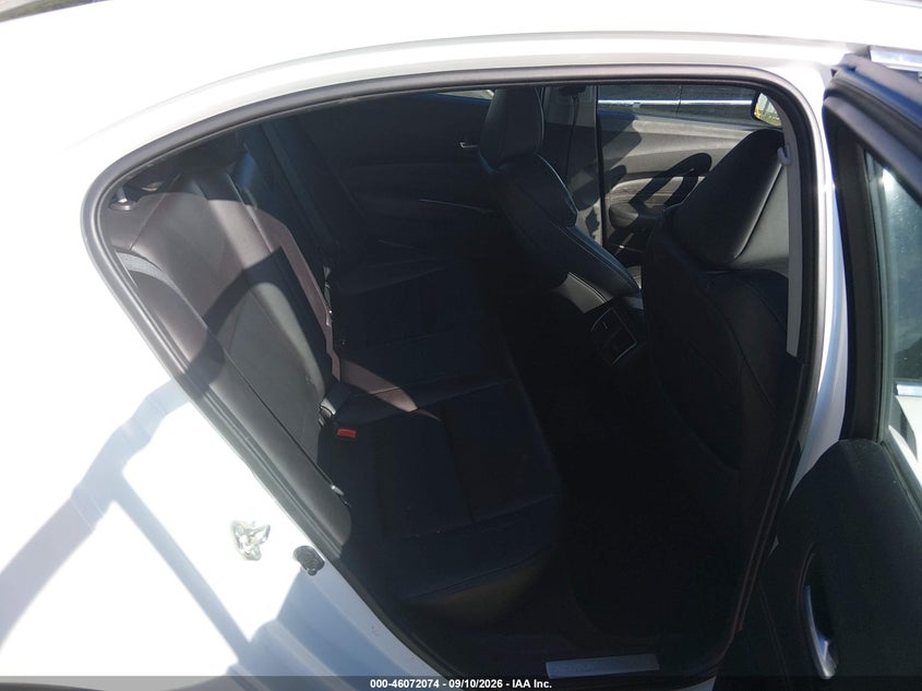 2017 ACURA TLX · Фото 8