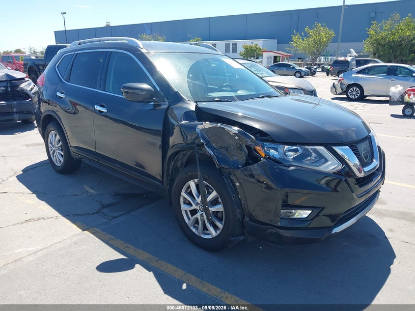 Vin: knmat2mv6hp602255, lot: 46571668, nissan rogue sv 2017 img_1