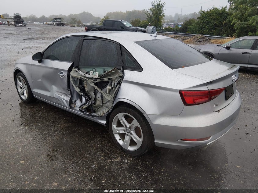 Фото 3 - AUDI A3