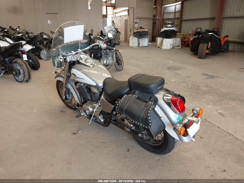 HONDA VT750 2001