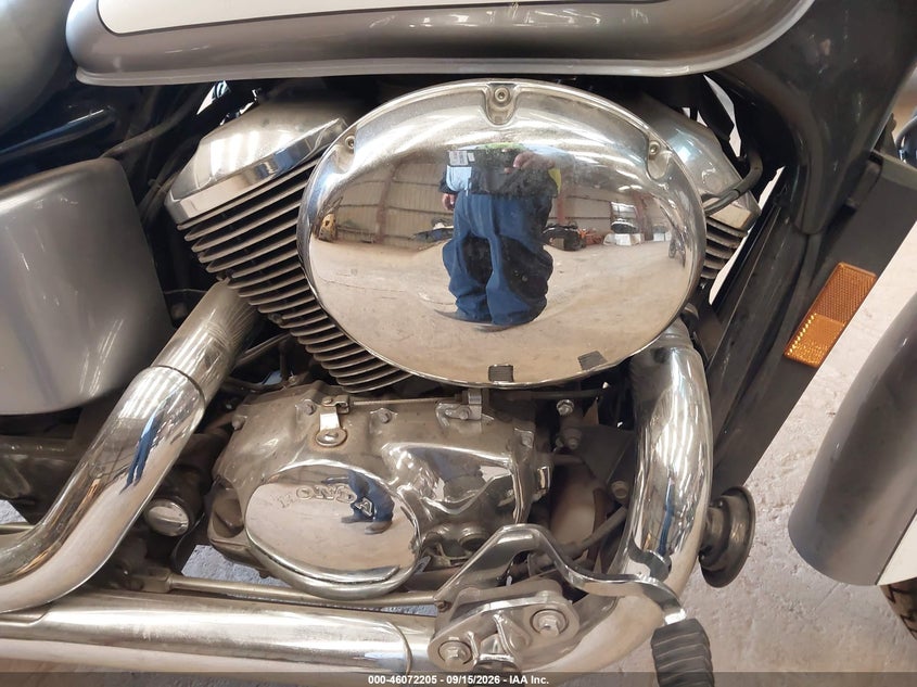 HONDA VT750 2001