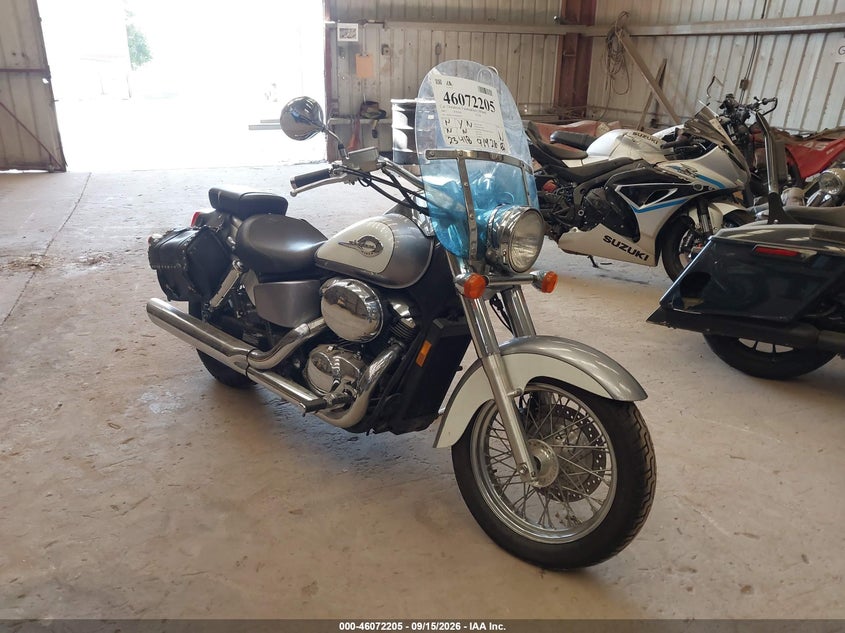 2001 Honda Vt750