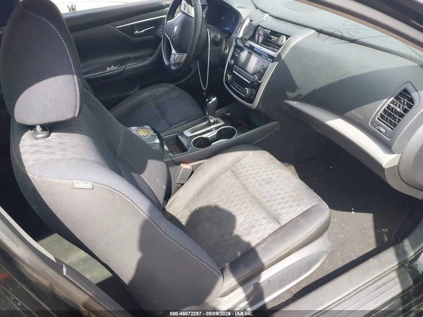 2018 NISSAN ALTIMA auction photo 5