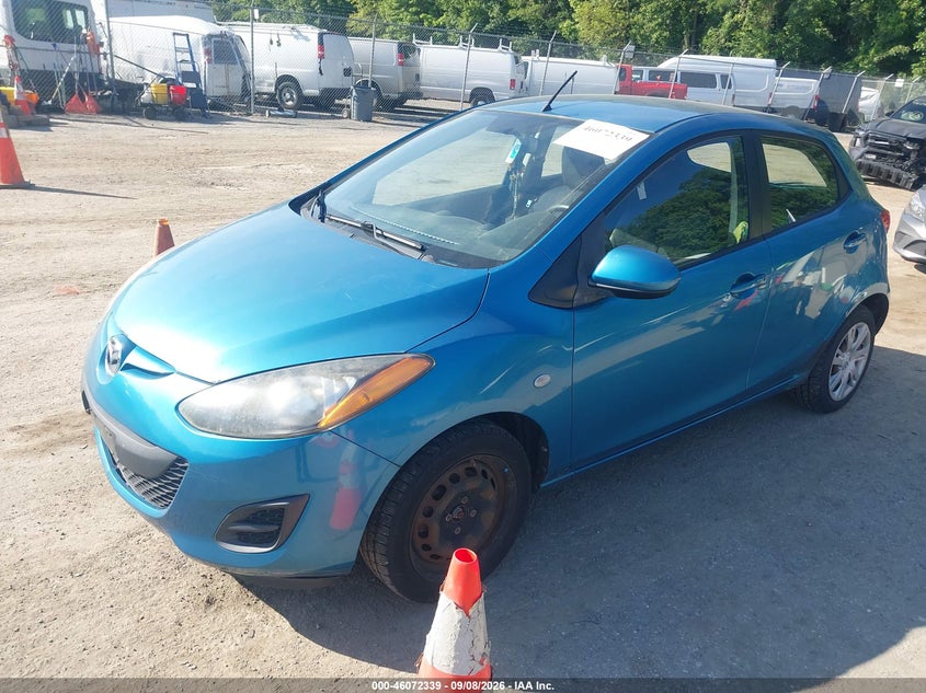2011 MAZDA MAZDA2 auction photo 2