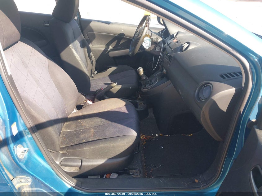 2011 MAZDA MAZDA2 auction photo 5