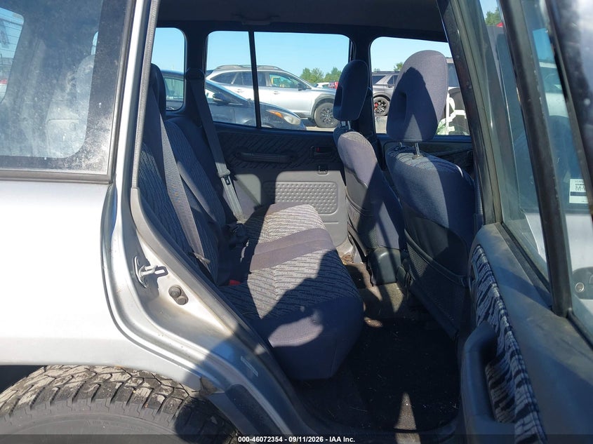 1998 TOYOTA RAV4 auction photo 8