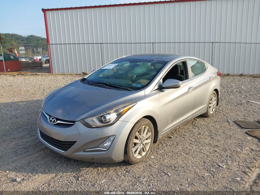 2015 HYUNDAI ELANTRA auction photo 2