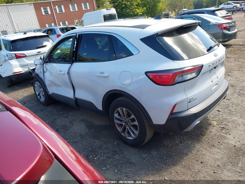 Vin: 1fmcu9g69mua59736, lot: 46572048, ford escape se 20213