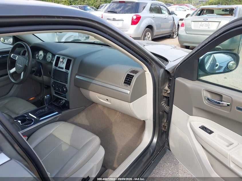 CHRYSLER 300 2010 VIN 2C3CA5CV6AH135418