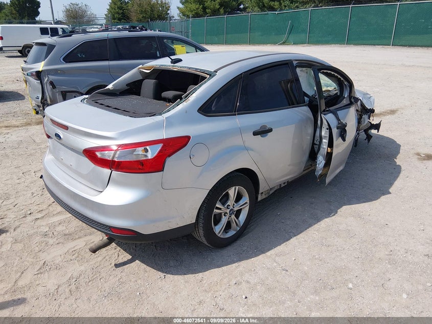 Vin: 1fahp3e22cl150646, lot: 46572088, ford focus s 20124