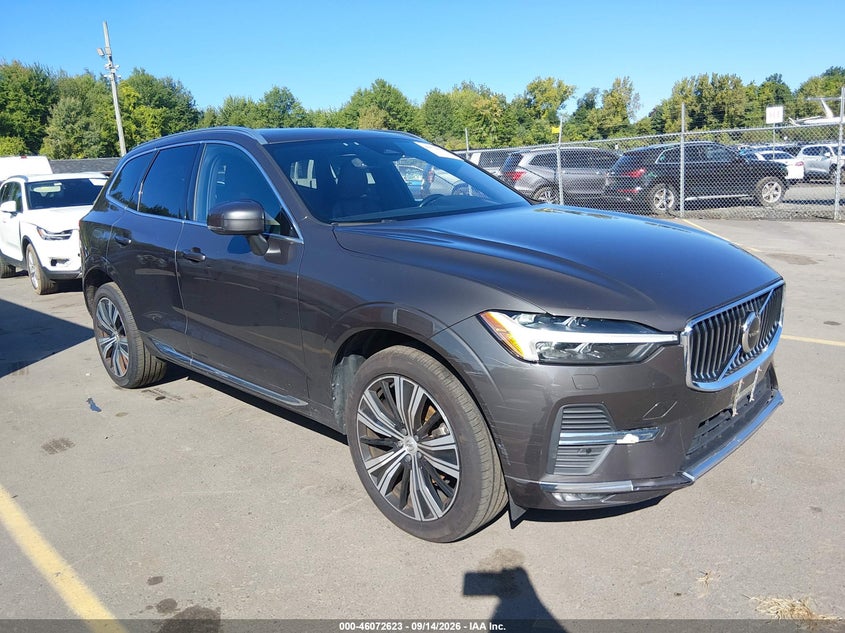 2022 VOLVO XC60 auction photo 1