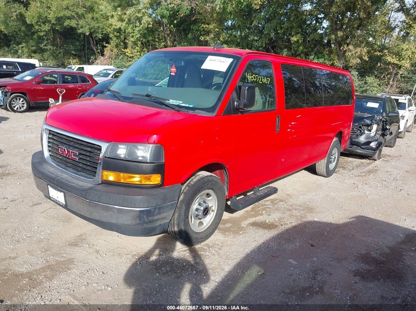 2017 GMC SAVANA 3500 auction photo 2