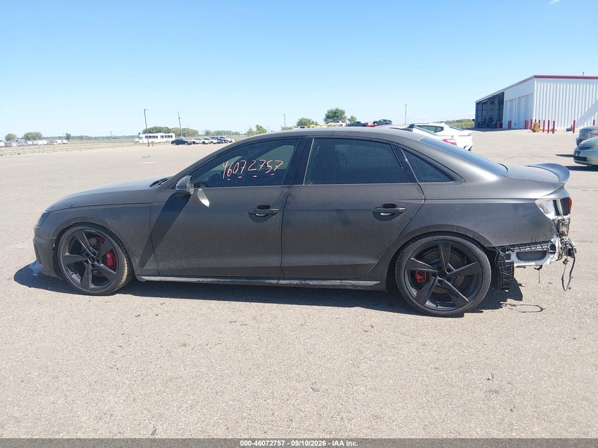 AUDI S4 - zdjęcie 15