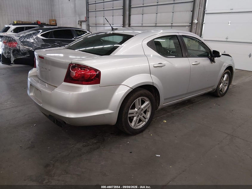 Vin: 1b3bd1fb6bn562018, lot: 46572401, dodge avenger mainstreet 20114