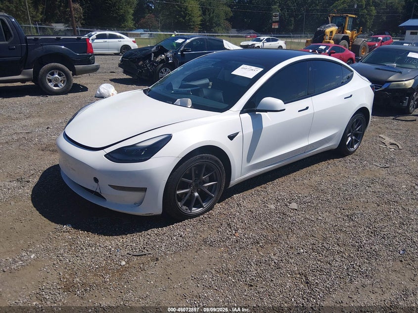 Vin: 5yj3e1ea2mf047253, lot: 46572404, tesla model 3 standard range plus rear-wheel drive 20212