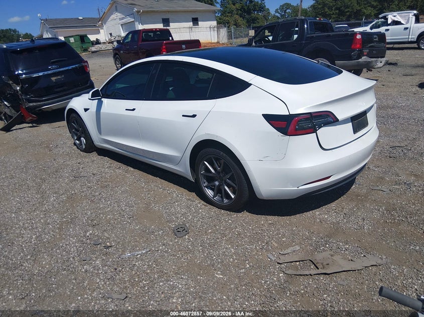 Vin: 5yj3e1ea2mf047253, lot: 46572404, tesla model 3 standard range plus rear-wheel drive 20213