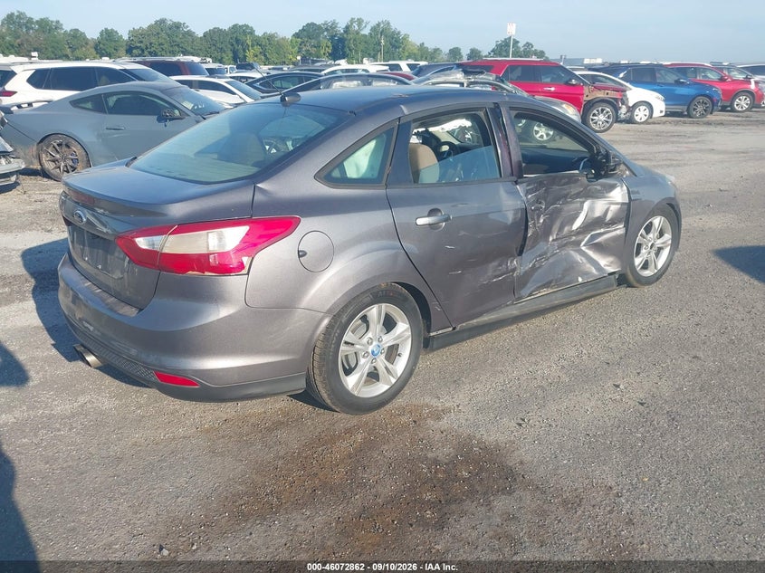 Vin: 1fadp3f27dl167599, lot: 46572409, ford focus se 20134