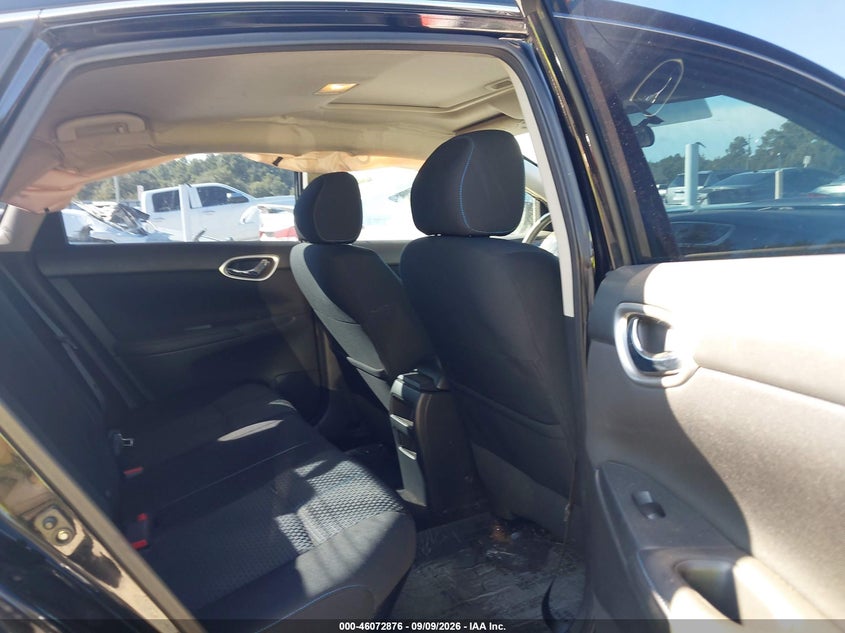 2017 NISSAN SENTRA SR TURBO · Фото 8