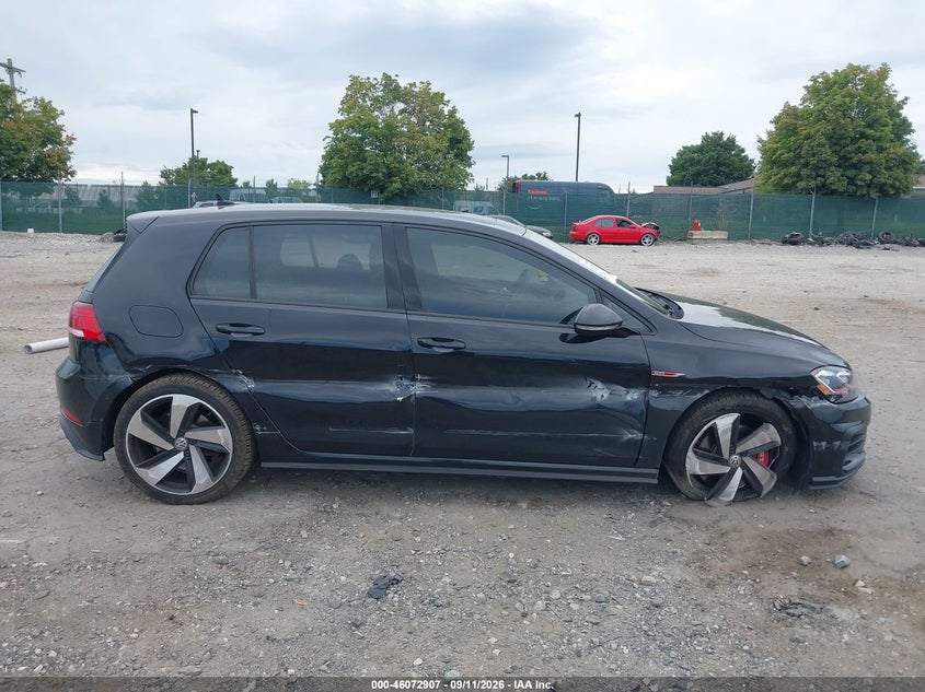 2018 VOLKSWAGEN GOLF GTI · Photo 13
