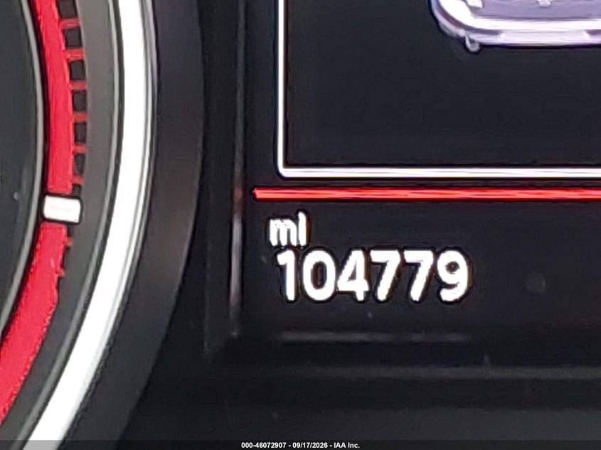 2018 VOLKSWAGEN GOLF GTI · Photo 15
