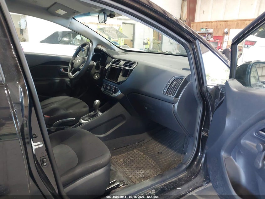 2017 KIA RIO auction photo 5